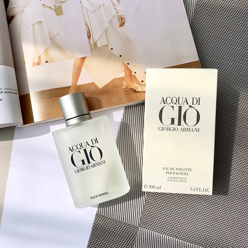 ACQUA DI GIO GIORGIO ARMANI fragrance bottle