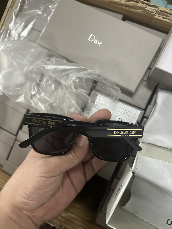 G16 product image 3