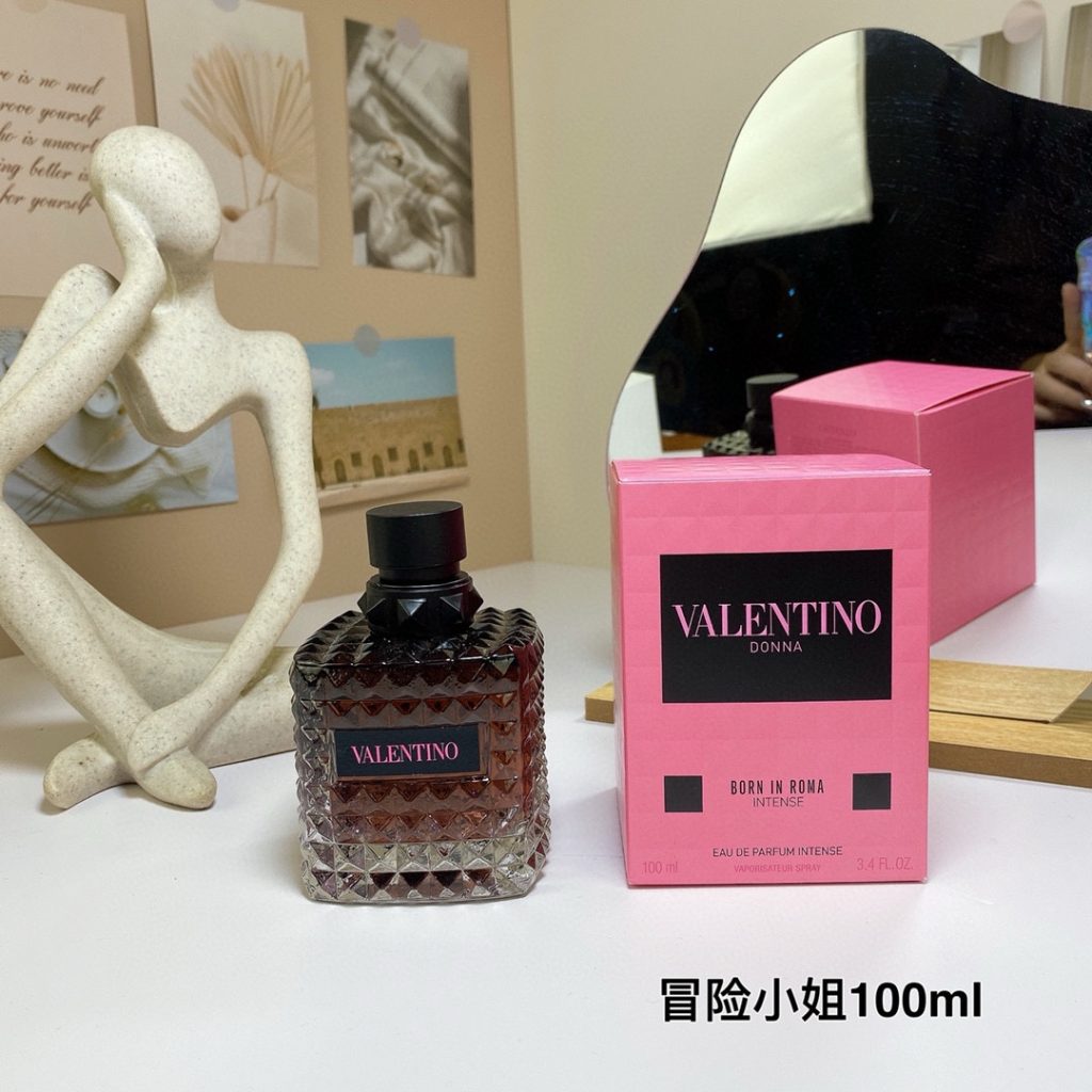 VALENTINO DONNA BORN IN ROMA product image
