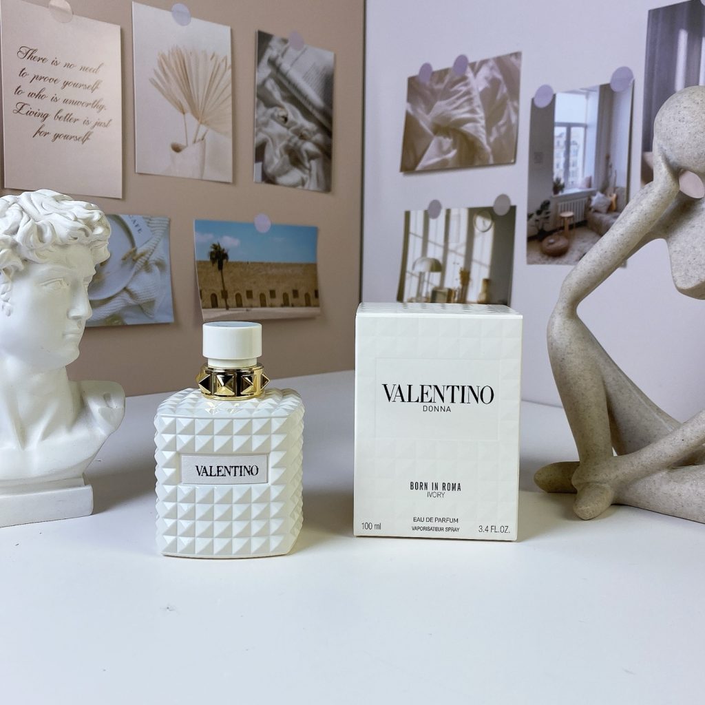 VALENTINO UOMO BORN IN ROMA lady product image